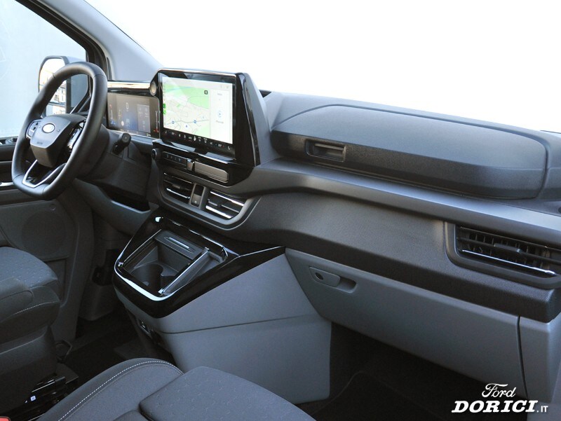 FORD Transit Custom 2ª s Transit Custom 320 2.0 EcoBlue 170CV aut. PC-TN Nugget Tit.